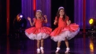 Sophia Grace &amp; Rosie Perform &#39;Thrift Shop&#39;