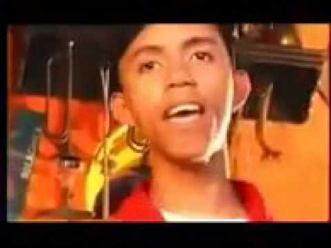 El Sayayin - Paola  (Oficial Video)