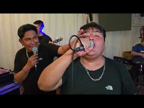 Los  AXIOS  DE AMOR  de plottier  en vivo  cinco saltos  Río Negro  Argentina 