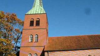 preview picture of video 'Logabirum Ostfriesland: Kerkklokken Lutherse kerk'