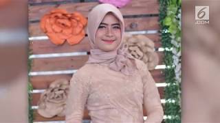 Download lagu SATPOL PP WANITA INI MENGALAHKAN CANTIKNYA ANGELINA JOLIE mp3 Download lagu SATPOL PP WANITA INI MENGALAHKAN CANTIKNYA ANGELINA JOLIE mp3