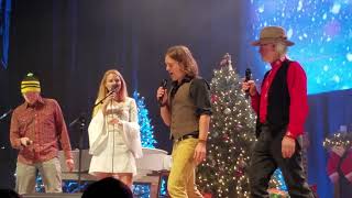 "Let It Snow" Jewel's Handmade Holiday