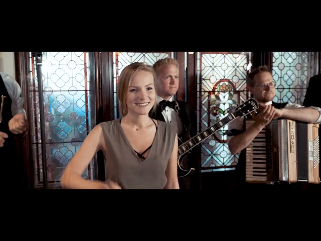 Humpa Humpa von Fäaschtbänkler ((jetzt ansehen))