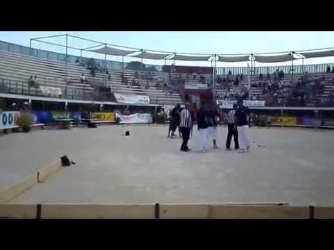 Mène Finale Championnat de France jeu provençal triplettes 2015 à Vauvert