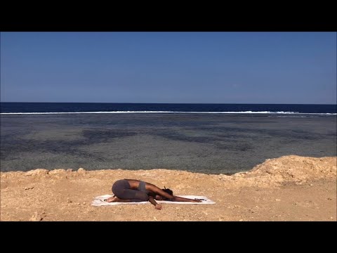 Relax & Unwind | Gentle Kemetic Yoga Flow (18 Min)