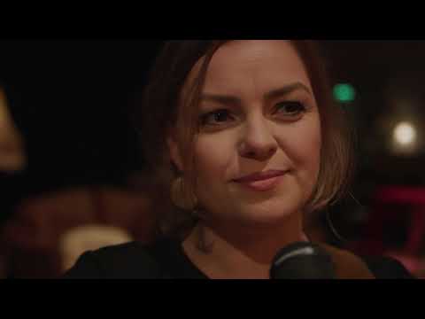 Fee Badenius - Zuhause (Offizielles Video)