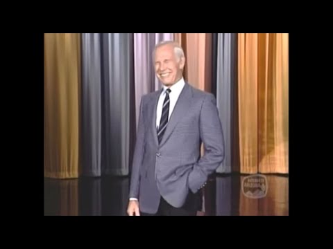 Johnny Carson Memories: Audience Member Interrupts Johnny’s Duck Joke And Brings Down The House