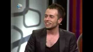 Afili yalnızlık şarkısını hikayesi:Beyaz.Show.06.04.2012
