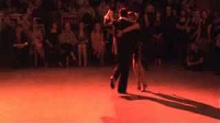 Jose Vazquez y Anna Yarigo 1/4 (October 30, 2010)