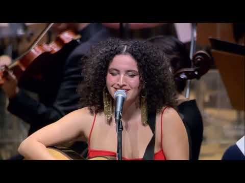 Folhetim - Dora Morelenbaum