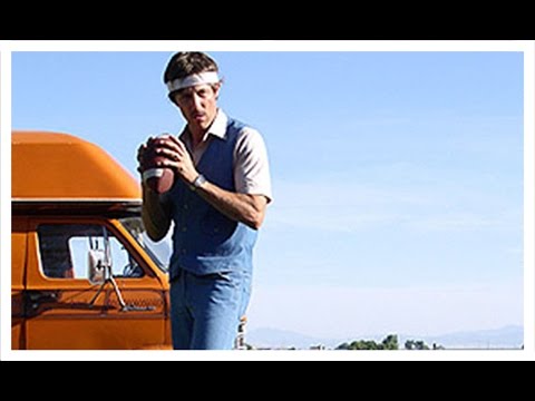 College QB Goes Viral For His 'Uncle Rico' Throwing Motion