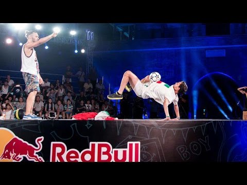 Ahmadreza(IRAN) vs Daigoro(Italy)/ Redbull Football Freestyle WorldCup 2016