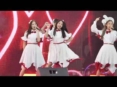220320 BNK48 Monet - First Rabbit @ BNK48 11th Single Sayonara Crawl First Performance [4k 60p]