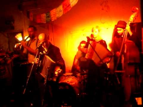 Maginot line | Geoff Berner, live @ MIR, Oslo