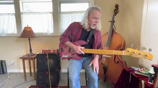 Video thumbnail for 2016 Fender Master Built 1968 Pink Paisley Telecaster Bass recreation demo by Tim Sarter