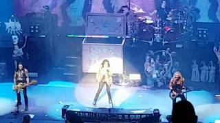 Alice Cooper: A Paranormal Evening - Serious &amp; Fallen In Love (live from Vancouver)