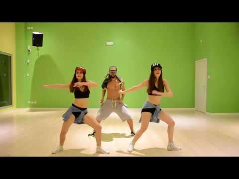 "Remeneate" Zumba Dance  by Miguel Valentin