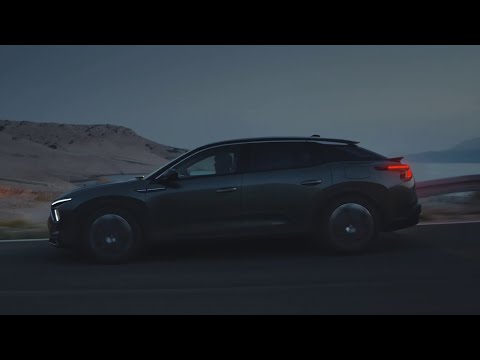 New Citroën C5 X, an invitation to serenity