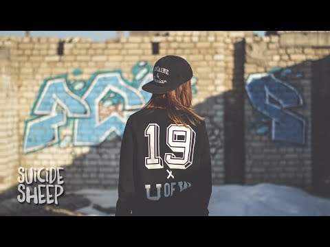dwilly - HMU (feat. Meg Lieder)
