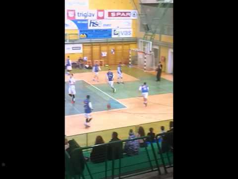 Backboard breaking dunk by Travis Cohn III (KK Elektra Šoštanj)