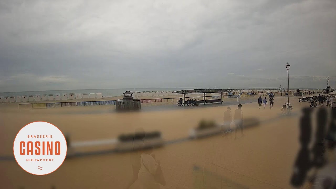 Live webcam view of Playa y paseo desde Brasserie Casino