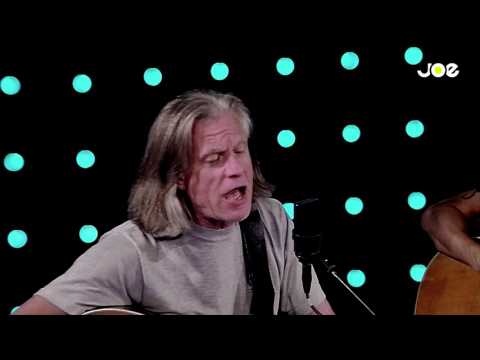 The Scabs - Don't You Know (live bij Joe)