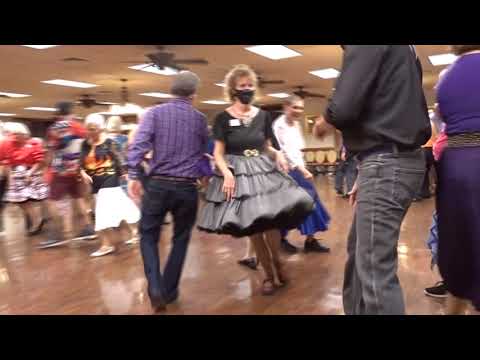 Tom Miller Calls Beautiful Noise at FL Callers Assoc. Dance