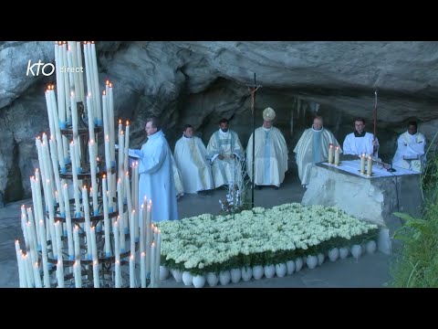 Messe du jour de Noël à la grotte de Lourdes