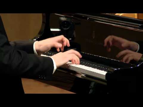 Scarlatti - Sonata in D minor, L. 366 - Leonard Gilbert
