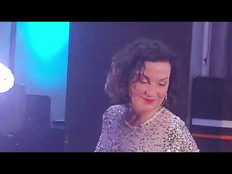 Beáta Dubasová - Prvý a posledný