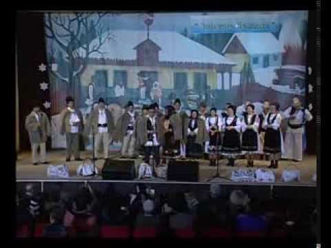 Colind 2013 - Ansamblul folcloric Magura Cernesti - Maramures