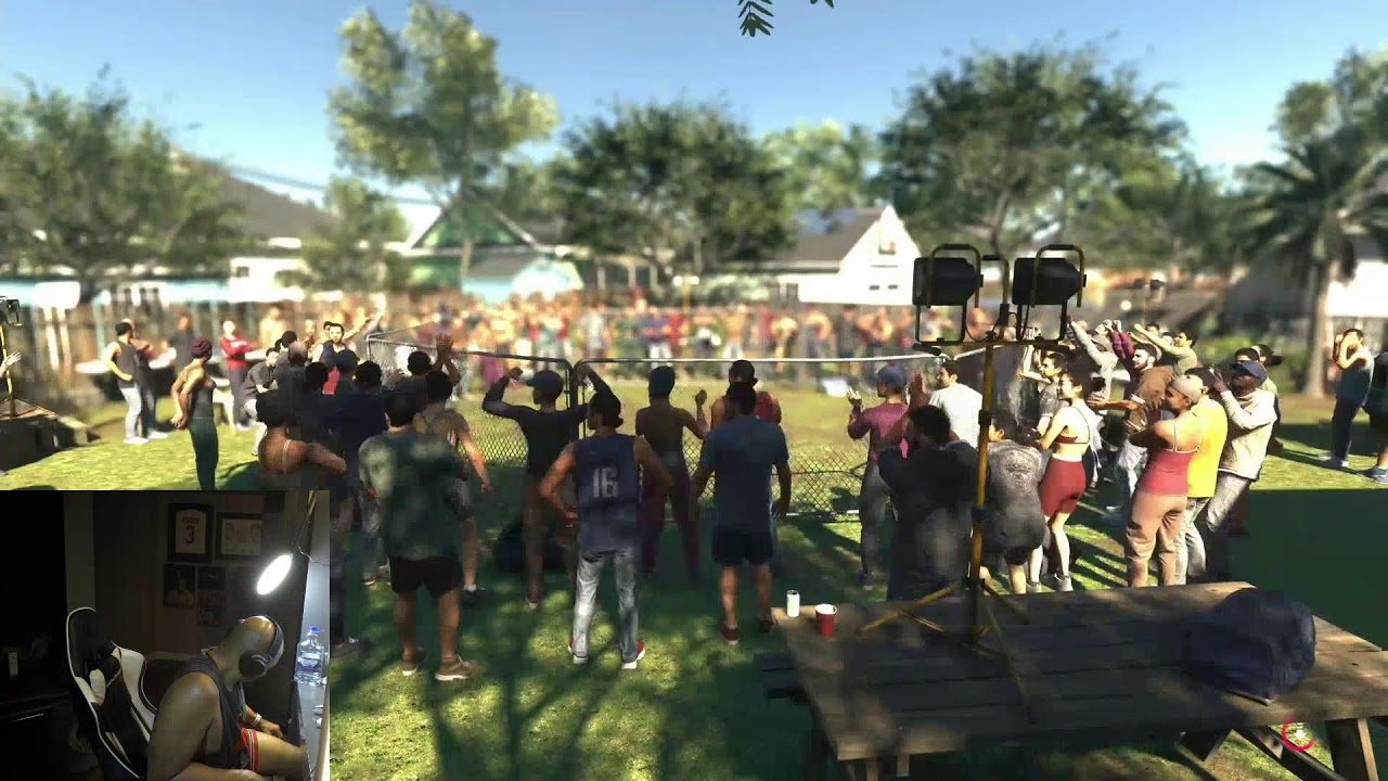 Tony Is Playing Call of Duty