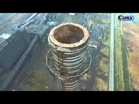 Wyburzenie kominów w krakowskiej koksowni ArcelorMittal Poland