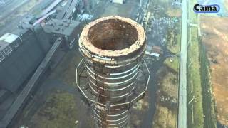 Wyburzenie kominów w krakowskiej koksowni ArcelorMittal Poland