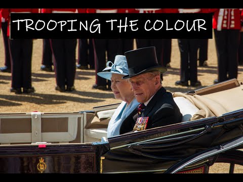 TROOPING THE COLOUR | QUEEN'S BIRTHDAY PARADE | GUARDSMAN FAINTS | BUCKINGHAM PALACE BALCONY