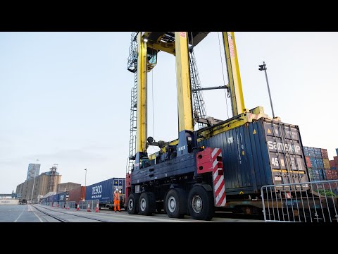 From port to home: How HS2 enables more goods to get to us by rail