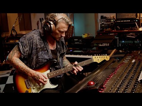 Klipsch 100-Watt Floorstanding Speaker 1065834 EXTERNAL_VIDEO 1