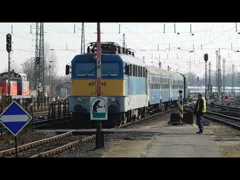 Személyvonat érkezik Hidasnémeti felől Miskolcra.