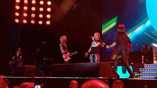 Download lagu Guns N' Roses in Madrid, 9 June 2023. Anything goes mp3 Download lagu Guns N' Roses in Madrid, 9 June 2023. Anything goes mp3