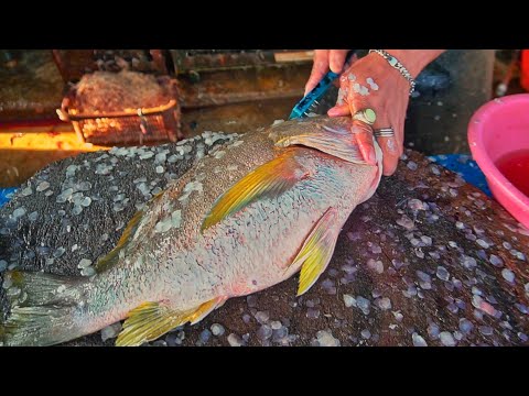 VERY EXPENSIVE & DELICIOUS HUGE EMPEROR FISH CUTTING IN FISH MARKET || FISH CUTTING IN INDONESIAN