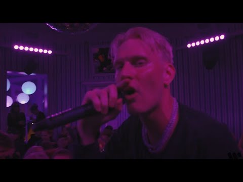 Nebi - PiENTÄKiVAA (Virallinen musiikkivideo)