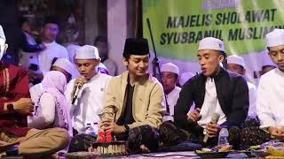 Download lagu FULL SHOLAWAT SYUBBANUL MUSLIMIN 2023 DUET TERBAIK GUS AZMI, AHKAM, DAN ABAN mp3