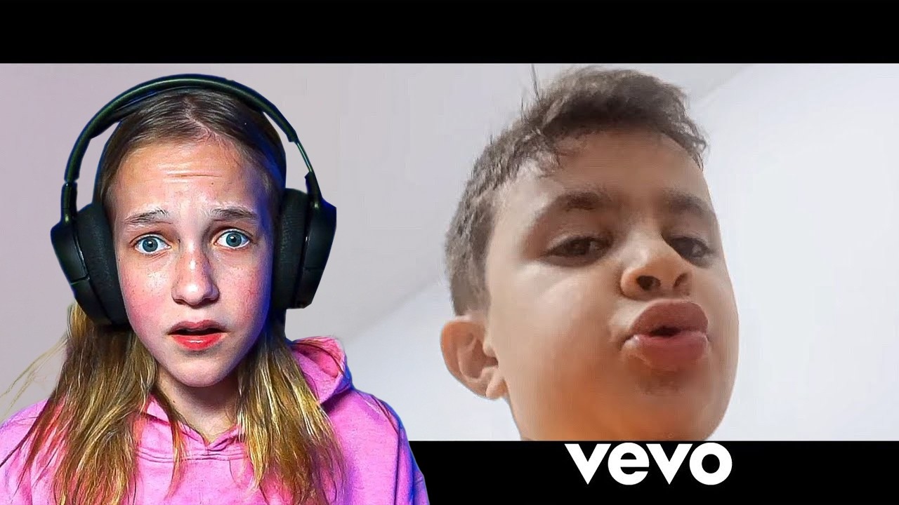 8 year old roasted my little sister 💀