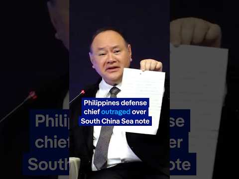 Philippines defense chief outraged over South China Sea note | DW News