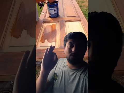 TINTA PARA MADERAS EN  ESTE CASO ES COLOR ROBLE