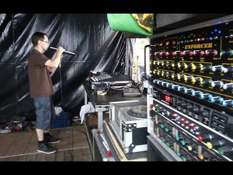 Weeding Dub at Dour Festival   By Party Time Radio   18 JUILLET 2015