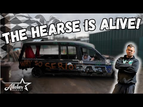 Fortschritte beim Bau eines Leichenwagens und ein Besuch bei Speedworth TV!