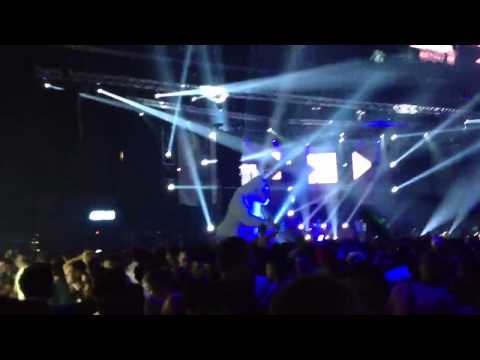 Dj Playa feat. Bojana Stamenov - I feel free (LIVE @foam fest 2012) HD