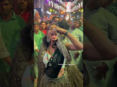 Mass Teenmar Dance with Cobra Snake 🐍 at Bonalu Festival 2024 #bonalu2024 #snake #theenmaardance