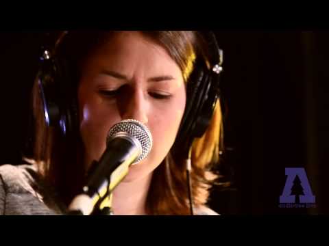 Brooke Annibale - You Don't Know - Audiotree Live